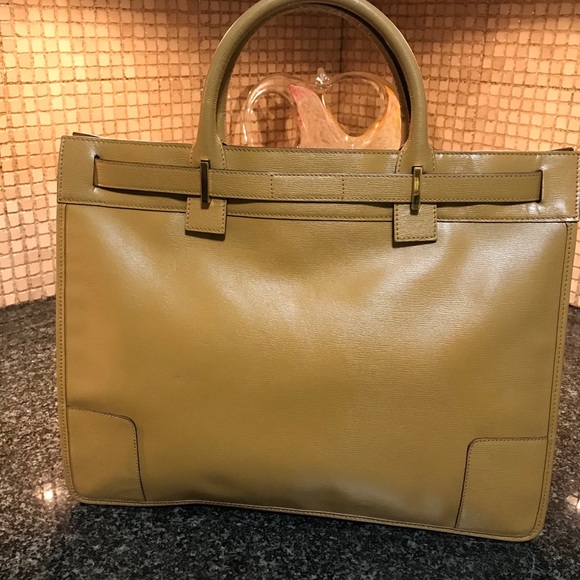 Authentic Gucci Hand Bag - Picture 2 of 8